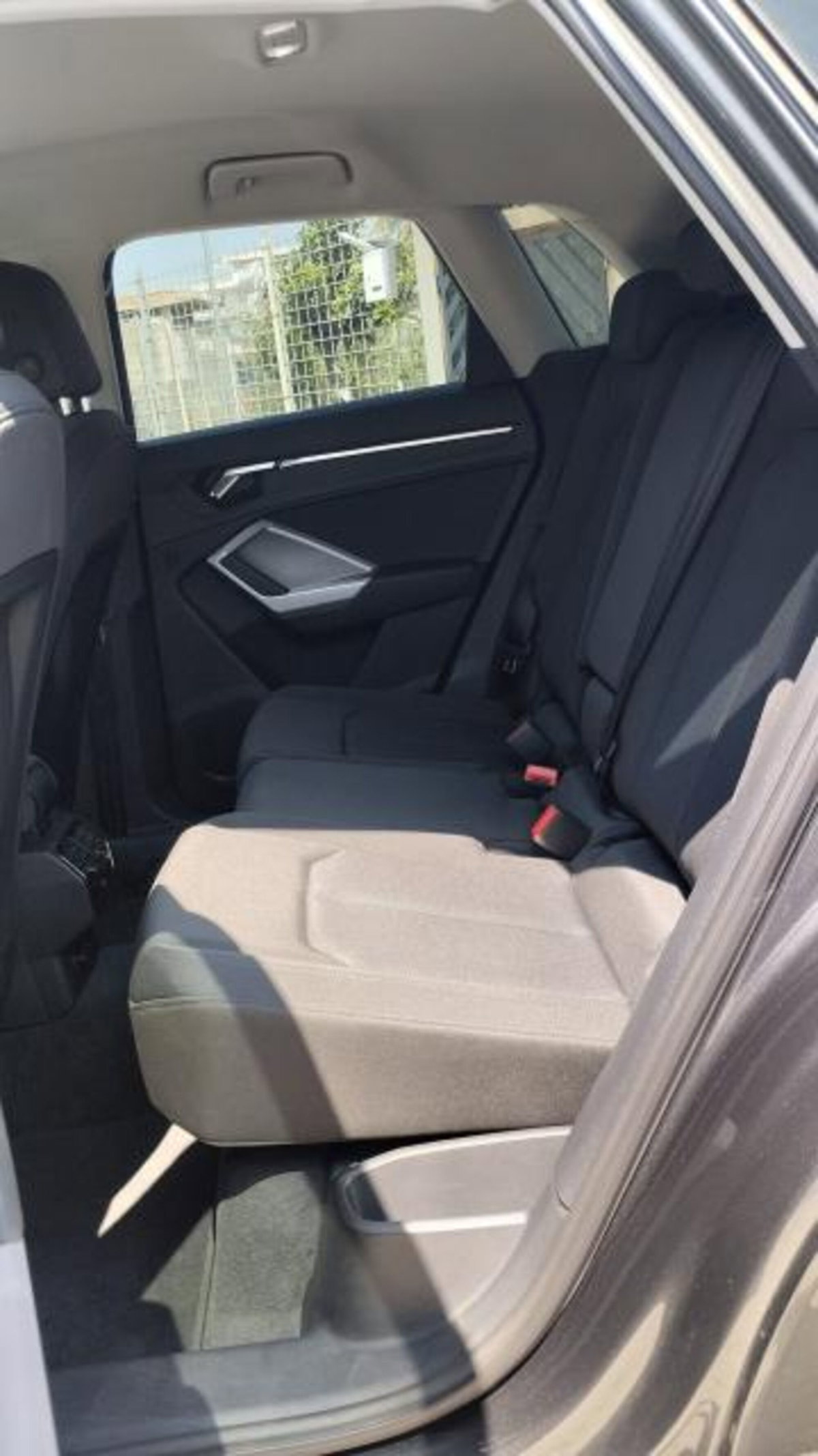 Audi Q3 2.0 TDI 150 CV S tronic S line Edition (11)