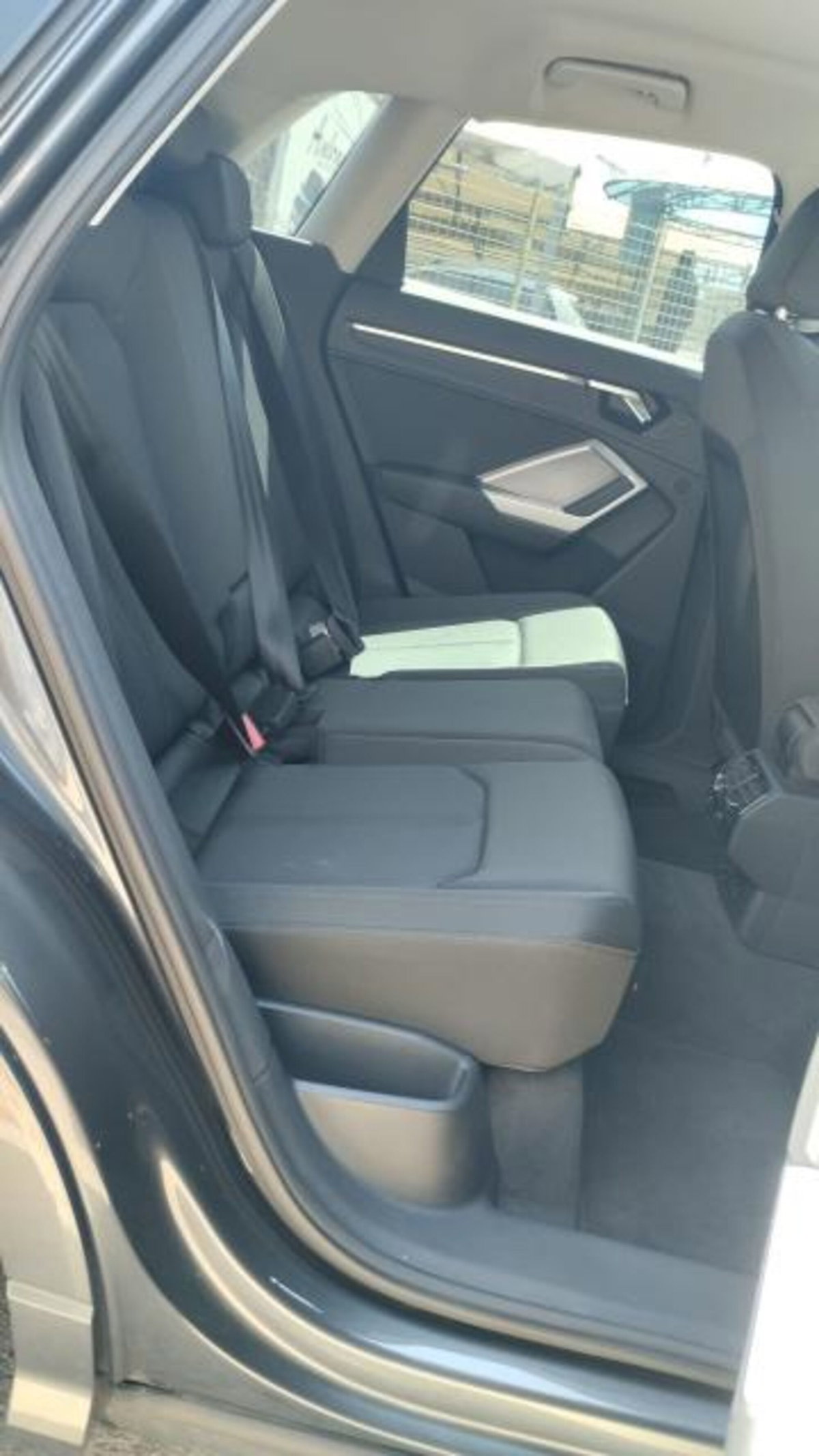 Audi Q3 2.0 TDI 150 CV S tronic S line Edition (12)