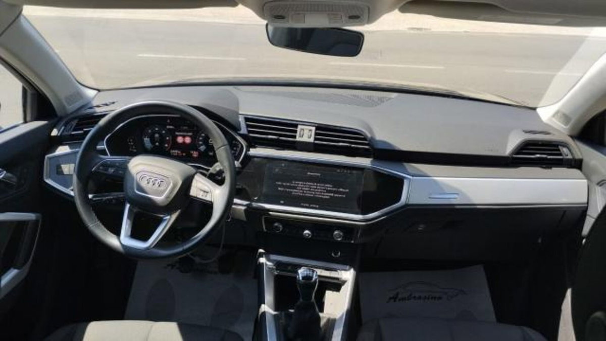 Audi Q3 2.0 TDI 150 CV S tronic S line Edition (6)