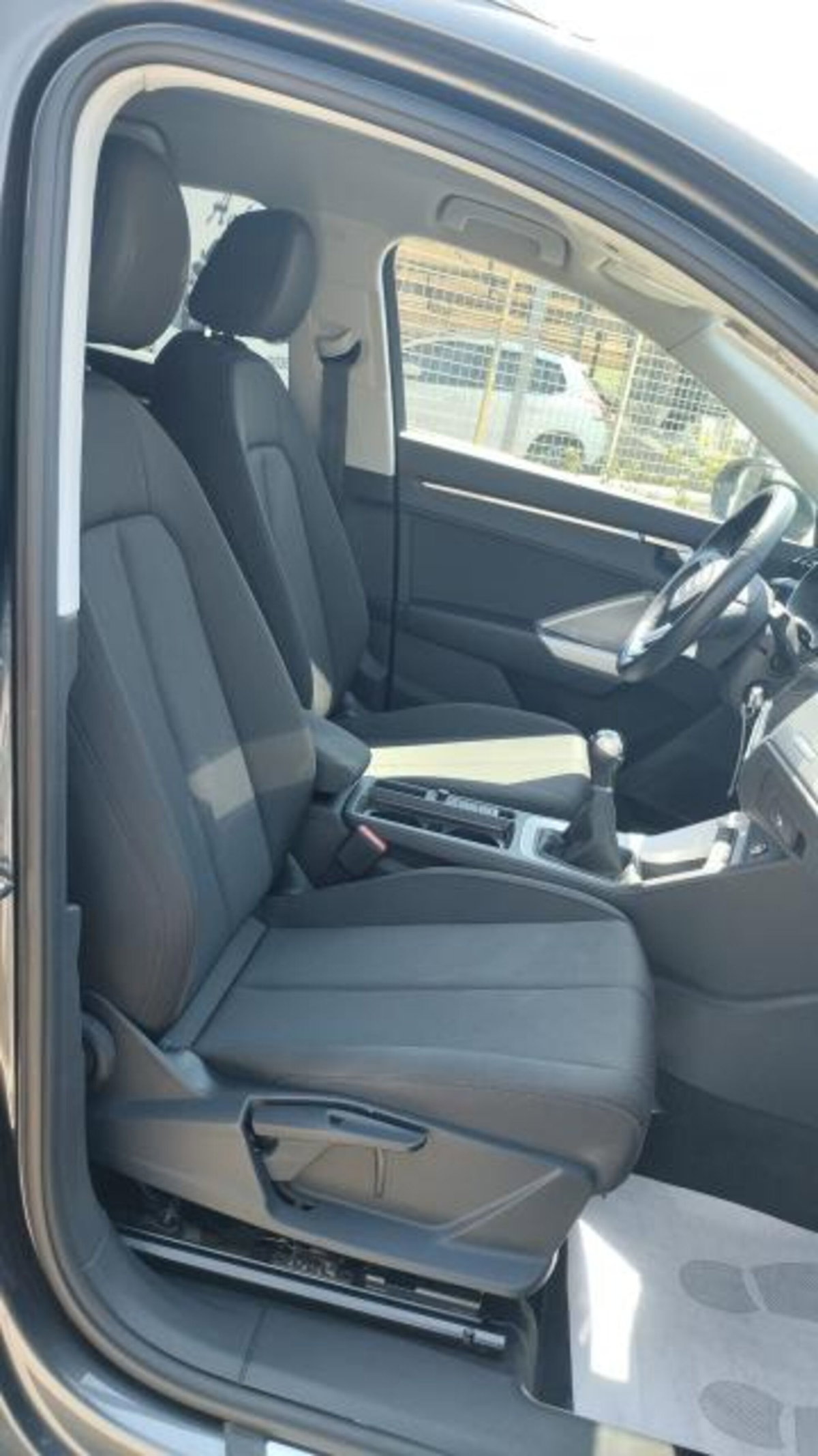 Audi Q3 2.0 TDI 150 CV S tronic S line Edition (9)