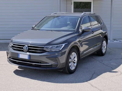 Volkswagen Tiguan 2.0 tdi Life 150cv dsg usata