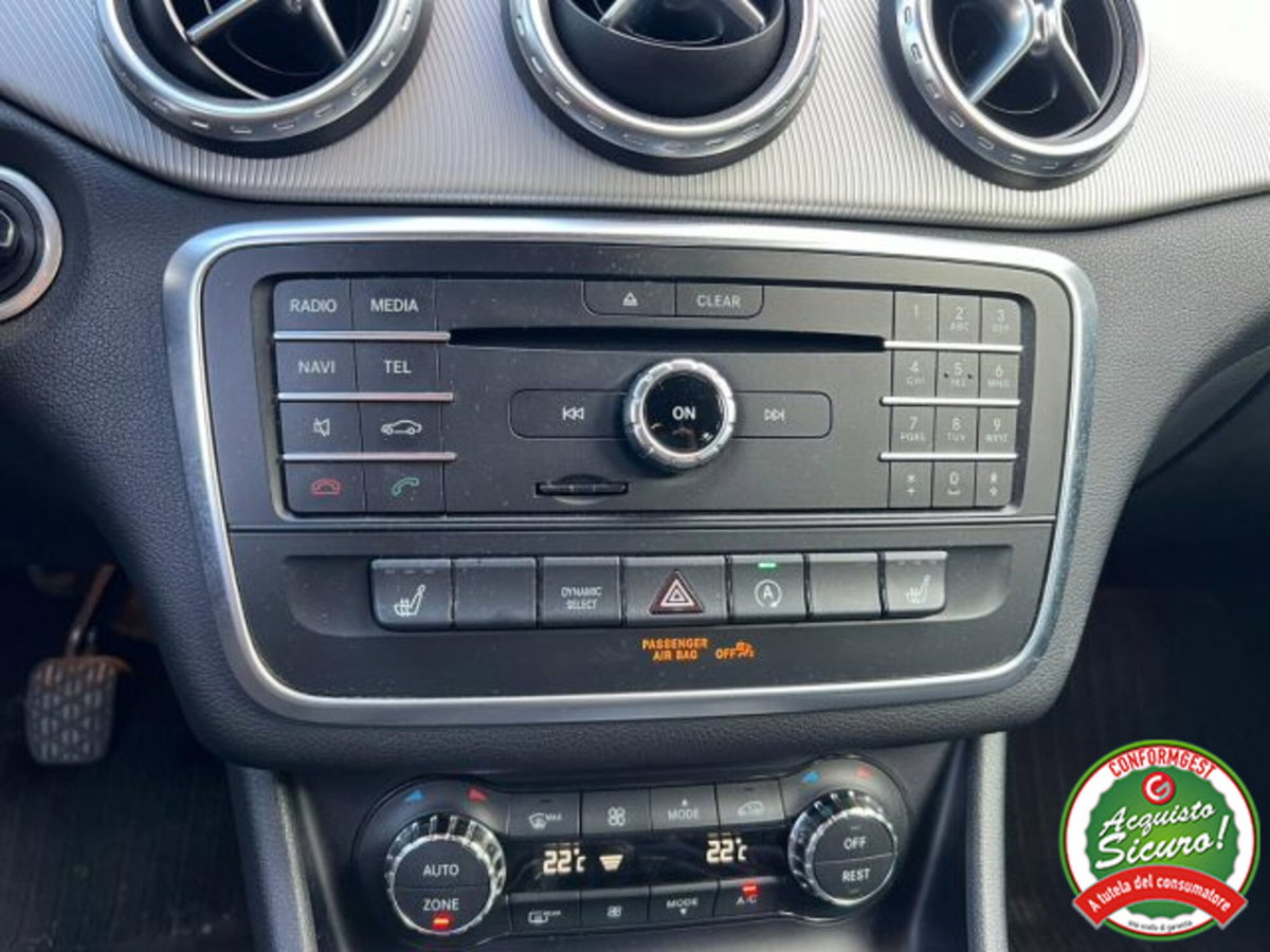 Mercedes-Benz GLA SUV 180 d Sport (18)