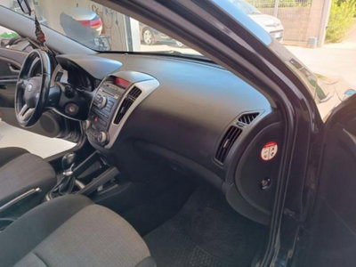 Kia cee'd 1.6 CRDi VGT 115CV 5p. EX (14)