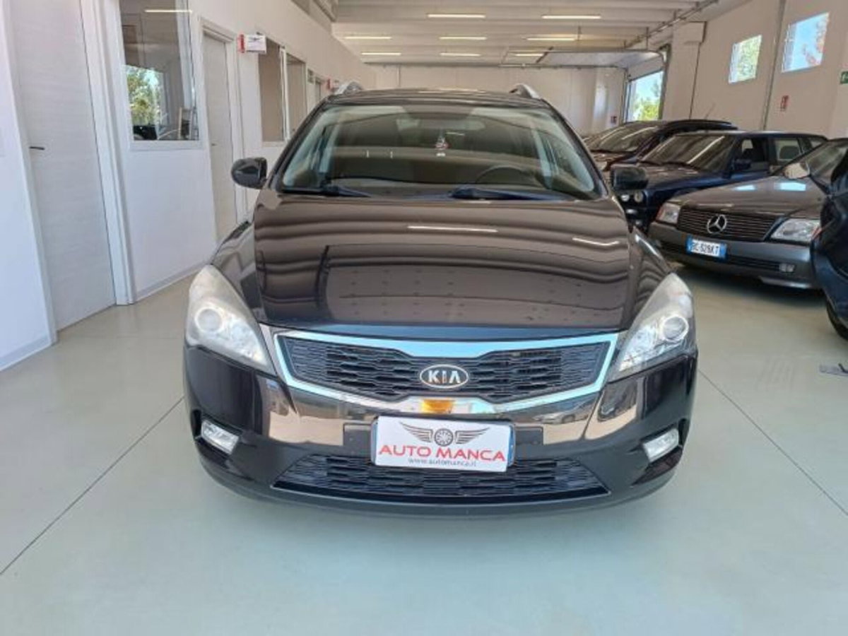 Kia cee'd 1.6 CRDi VGT 115CV 5p. EX (2)
