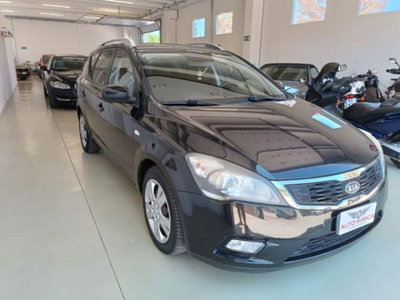 Kia cee'd 1.6 CRDi VGT 115CV 5p. EX (3)