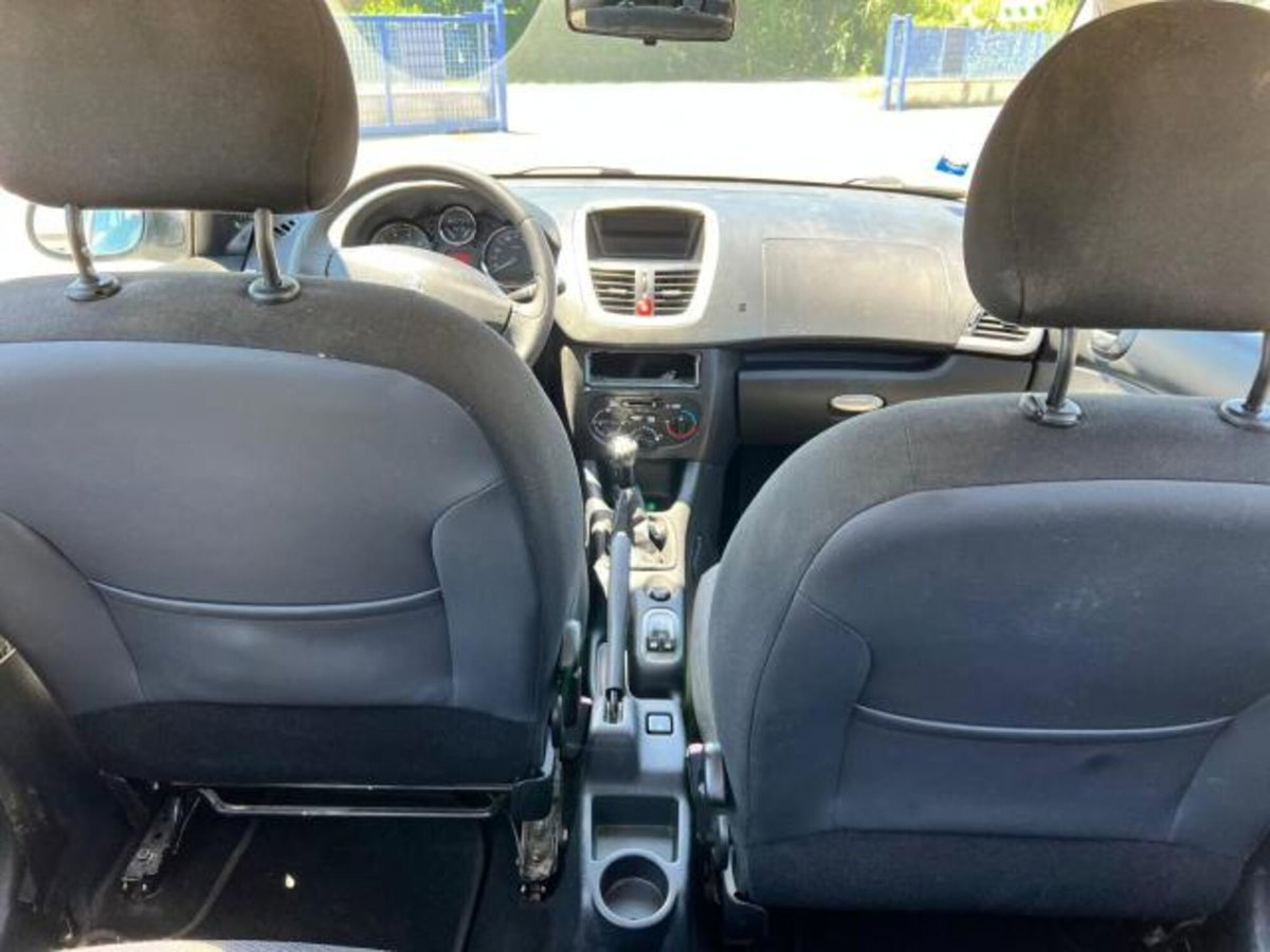 Peugeot 206 60CV 5p. Trendy ECO GPL (16)