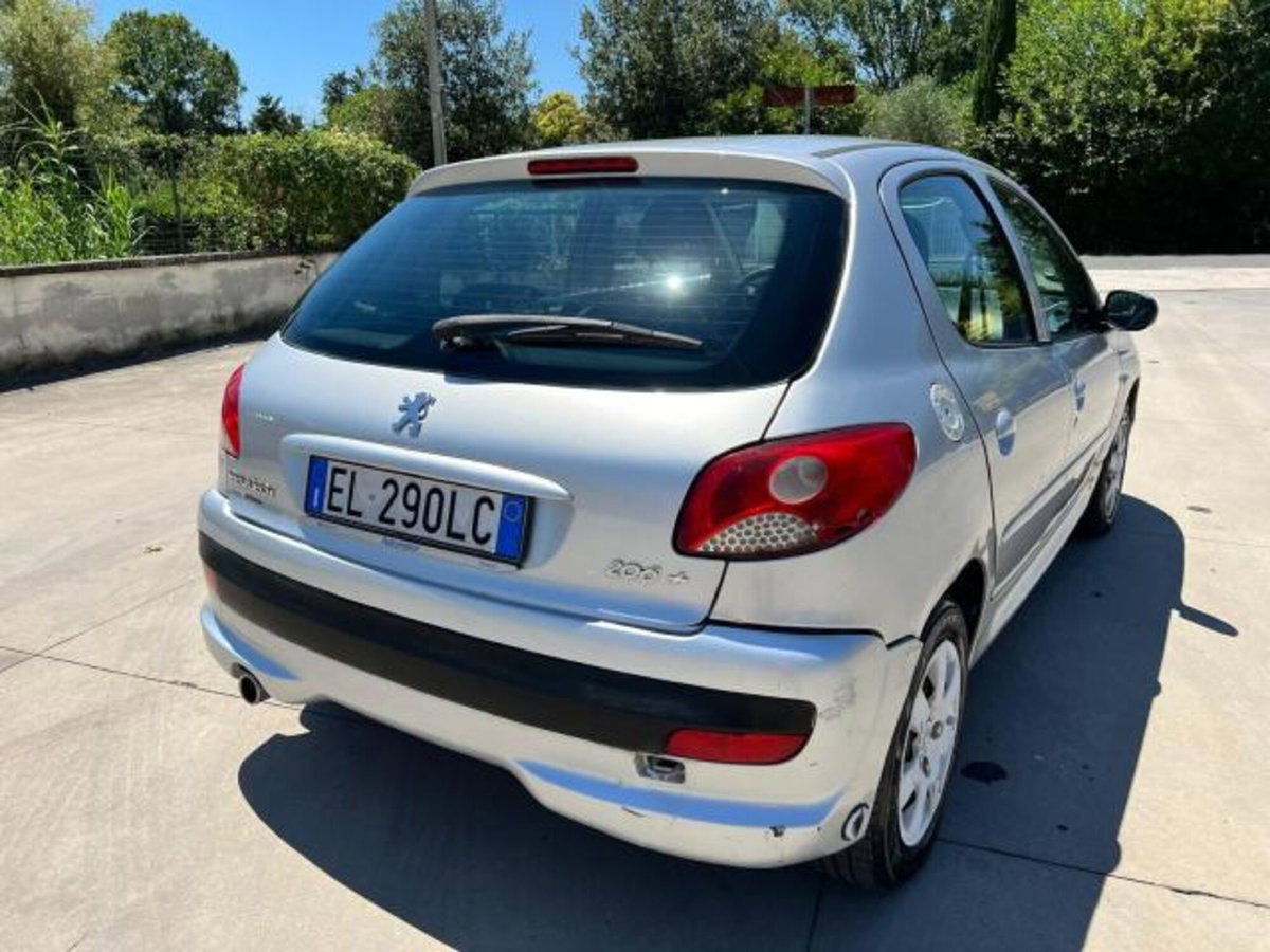 Peugeot 206 60CV 5p. Trendy ECO GPL (4)