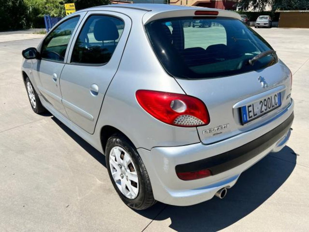 Peugeot 206 60CV 5p. Trendy ECO GPL (6)