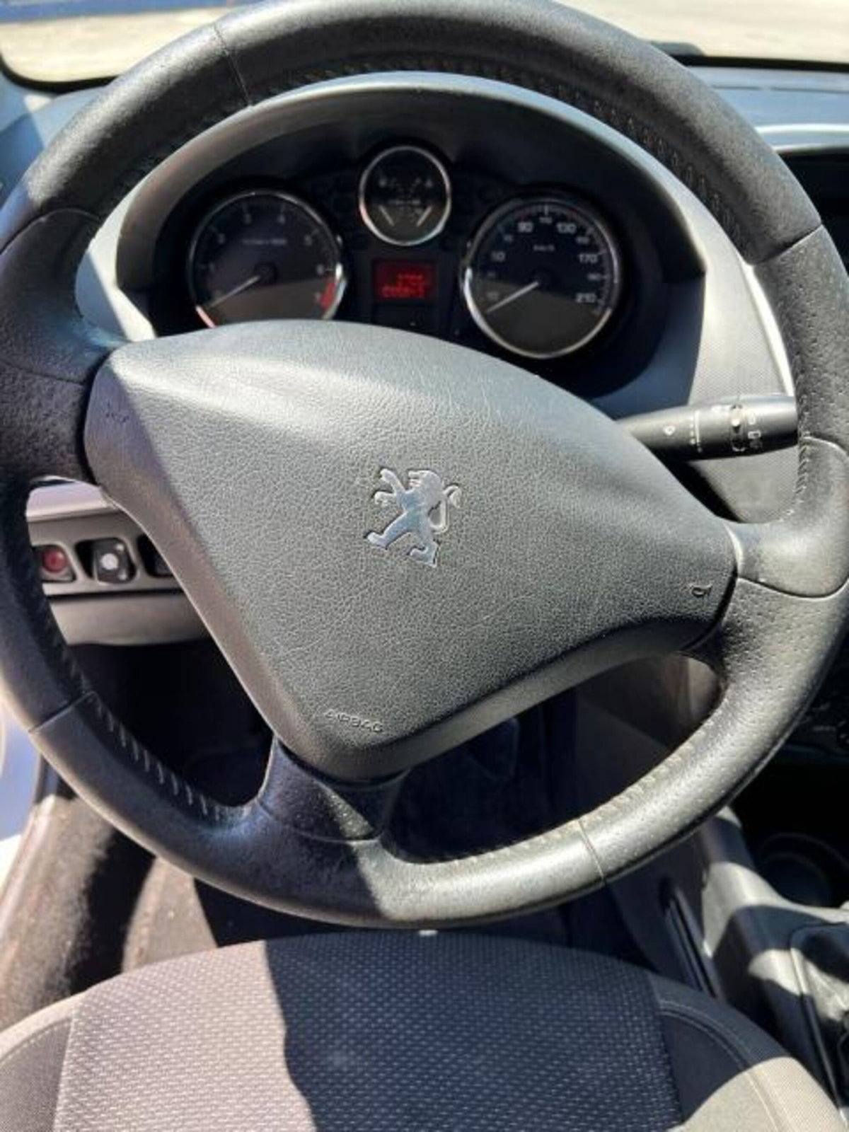 Peugeot 206 60CV 5p. Trendy ECO GPL (9)