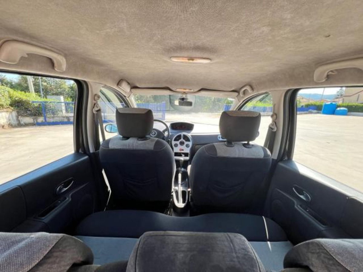 Renault Modus 1.5 dCi 85CV Saint Tropez (13)