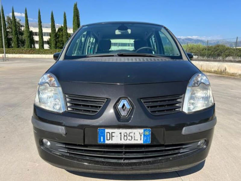 Renault Modus 1.5 dCi 85CV Saint Tropez