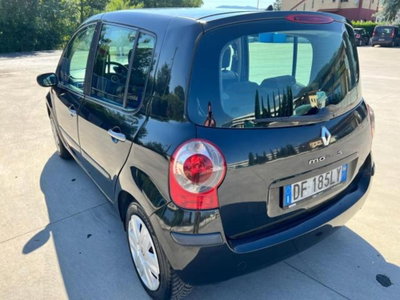 Renault Modus 1.5 dCi 85CV Saint Tropez (6)