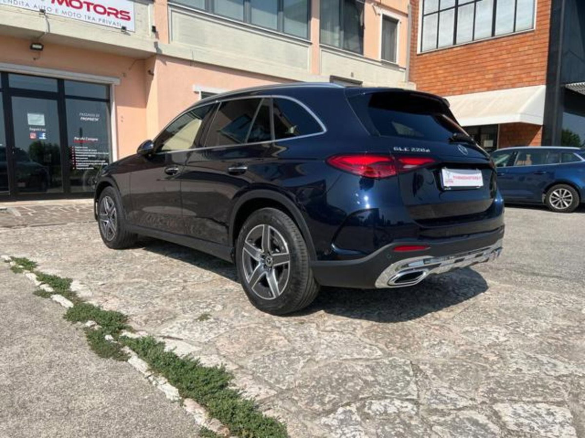 Mercedes-Benz GLC 220 d 4Matic Mild Hybrid AMG Premium Plus (8)