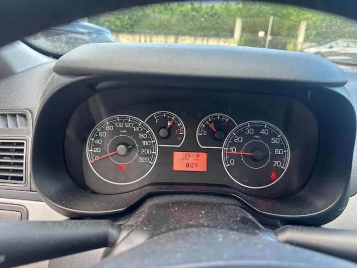 Fiat Grande Punto 1.4 5 porte Actual EasyPower (3)