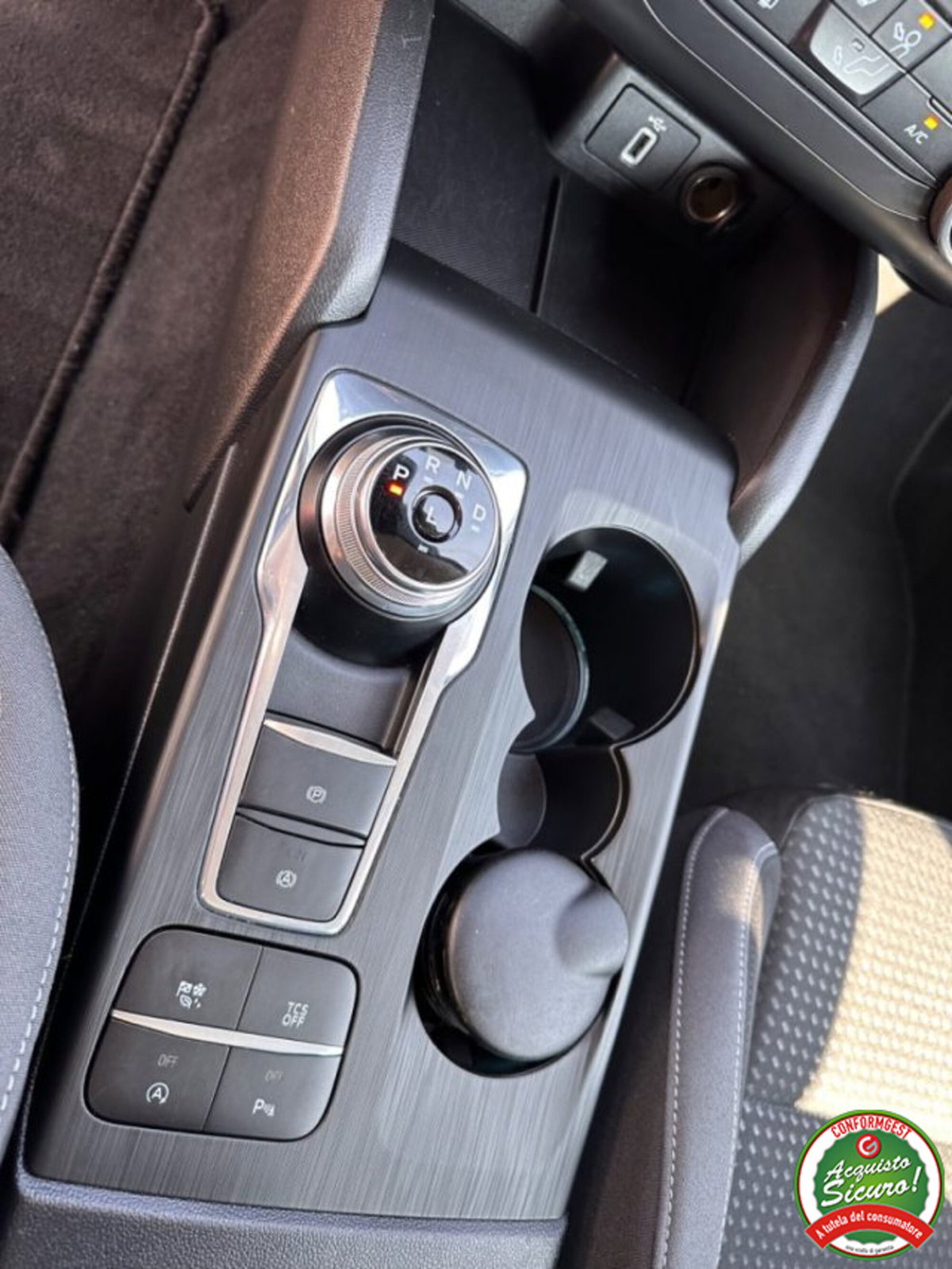 Ford Focus Station Wagon 1.5 EcoBlue 120 CV automatico SW Business Co-Pilot (17)