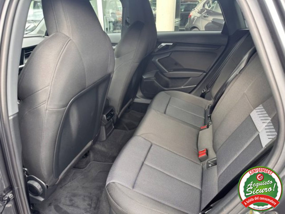 Audi A3 Sportback 40 TDI quattro S tronic S line edition (8)