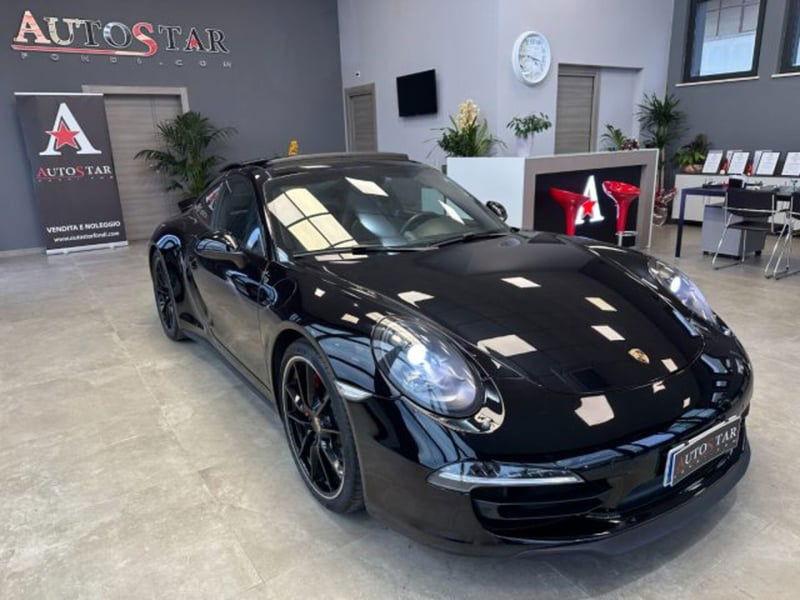 Porsche 911 Coupé 3.8 Carrera 4S 