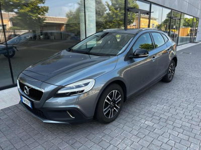 Volvo V40 Cross Country D2 Geartronic Business Plus  usata