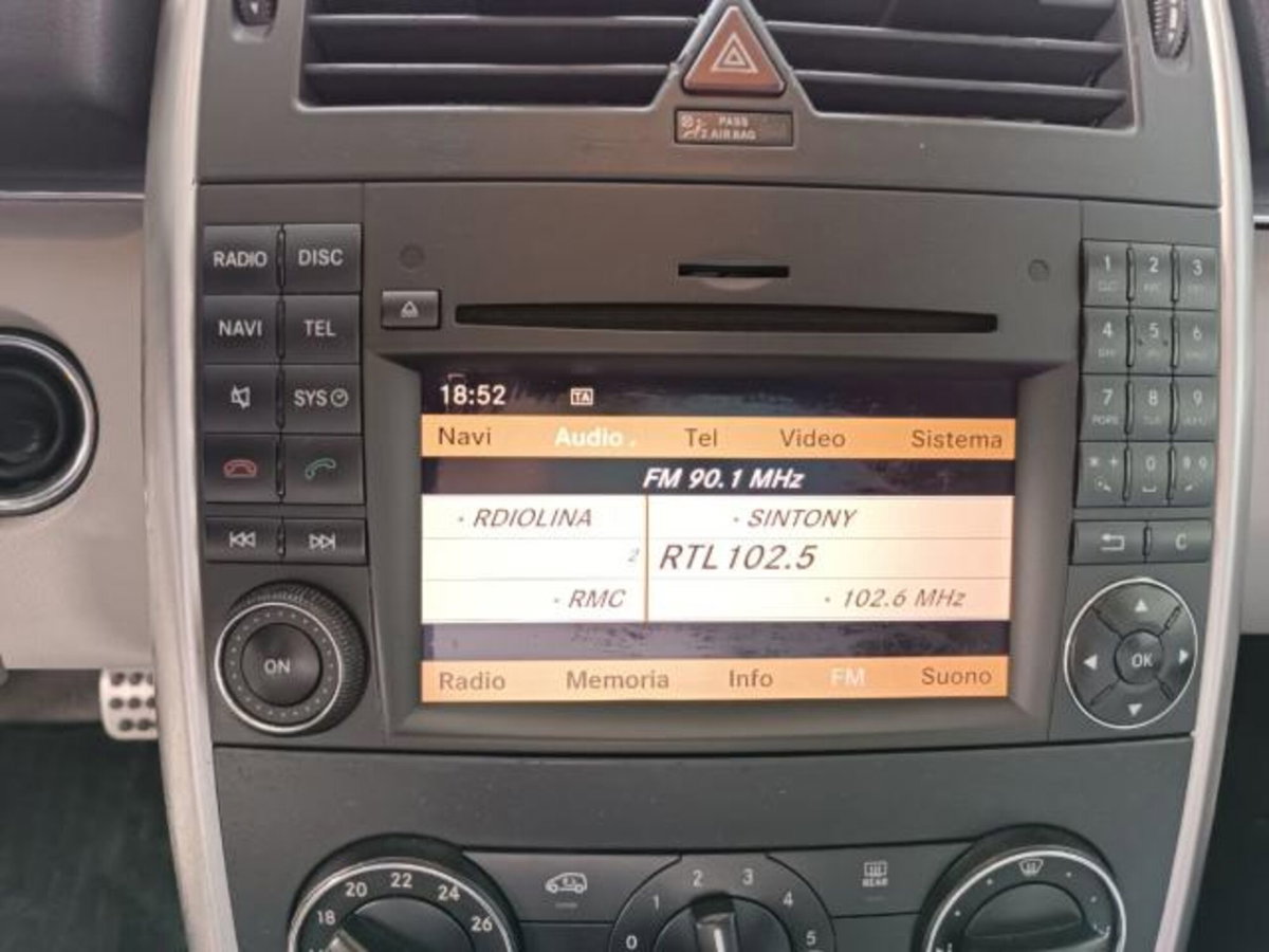 Mercedes-Benz Classe B 180 CDI Premium (11)