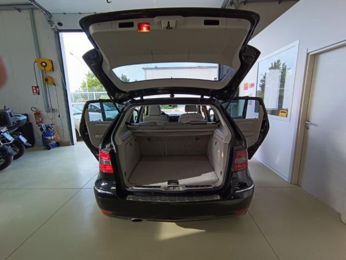 Mercedes-Benz Classe B 180 CDI Premium (18)