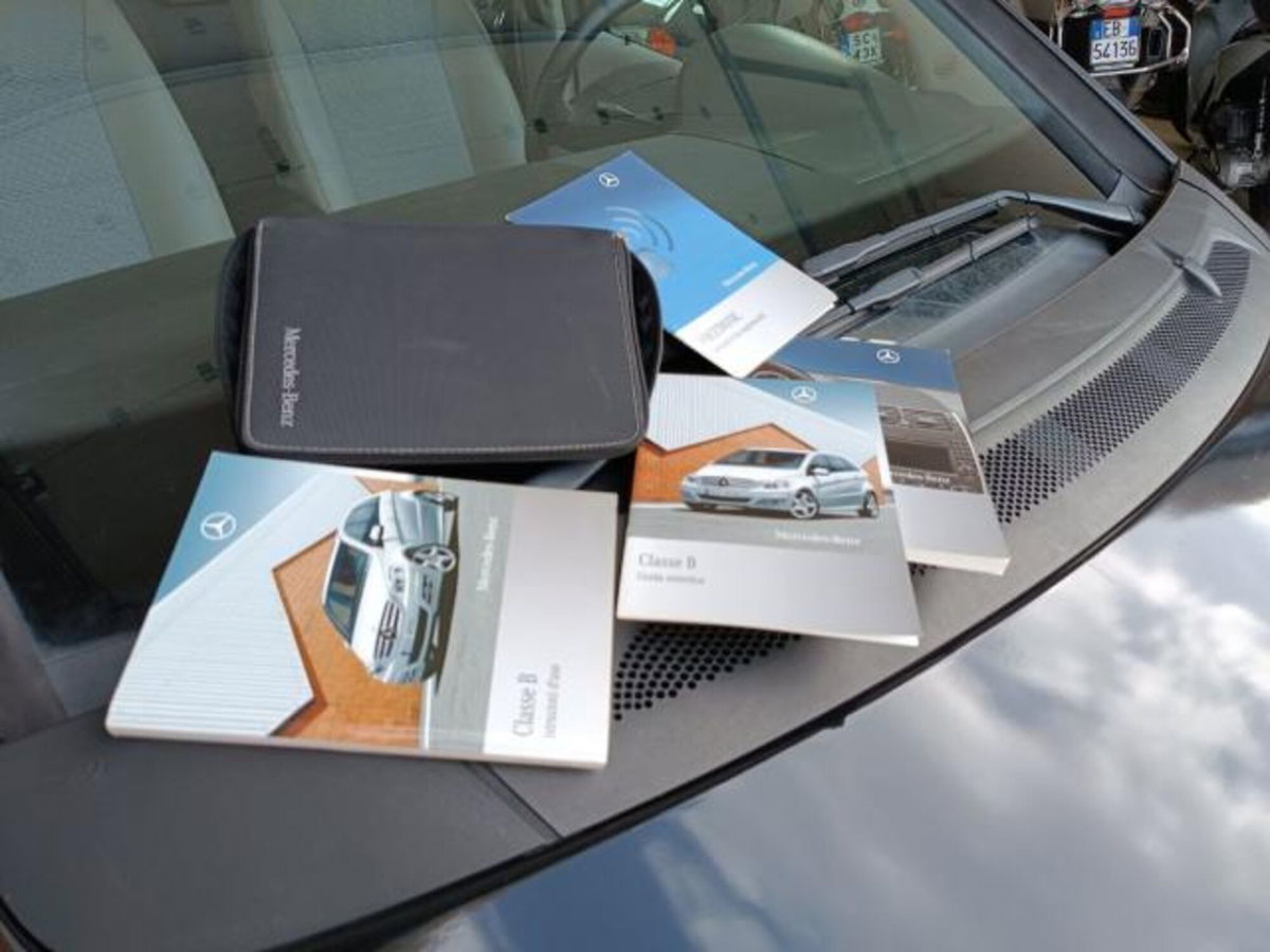 Mercedes-Benz Classe B 180 CDI Premium (20)