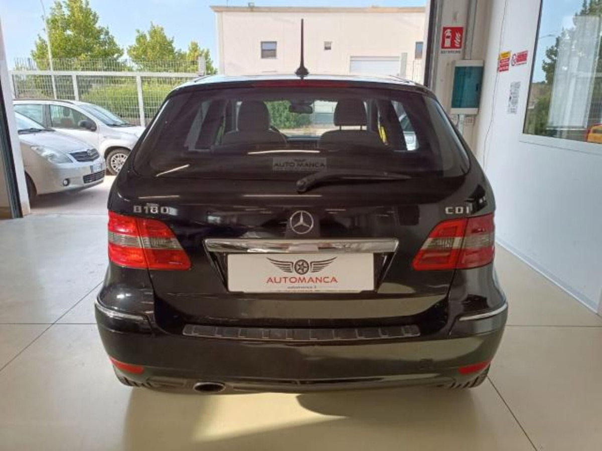 Mercedes-Benz Classe B 180 CDI Premium (5)