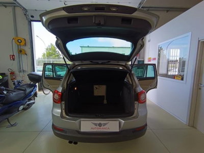 Volkswagen Tiguan 1.4 16V TSI Trend & Fun (18°) (18)