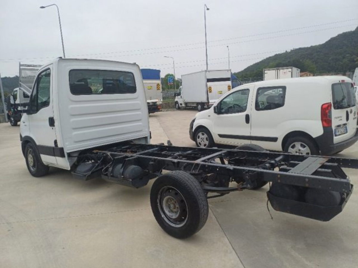 Iveco Daily Telaio 35S14G 3.0 CNG PM Cabinato (3)