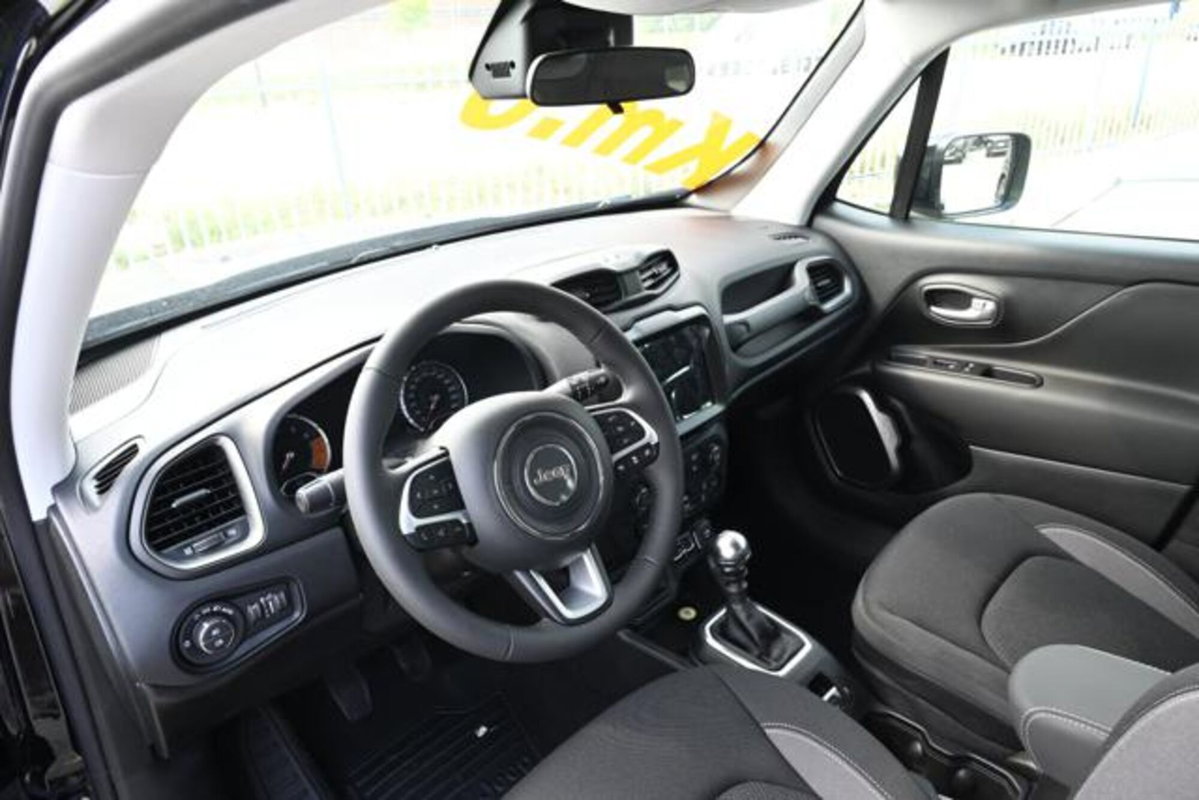 Jeep Renegade 1.0 T3 Limited (10)