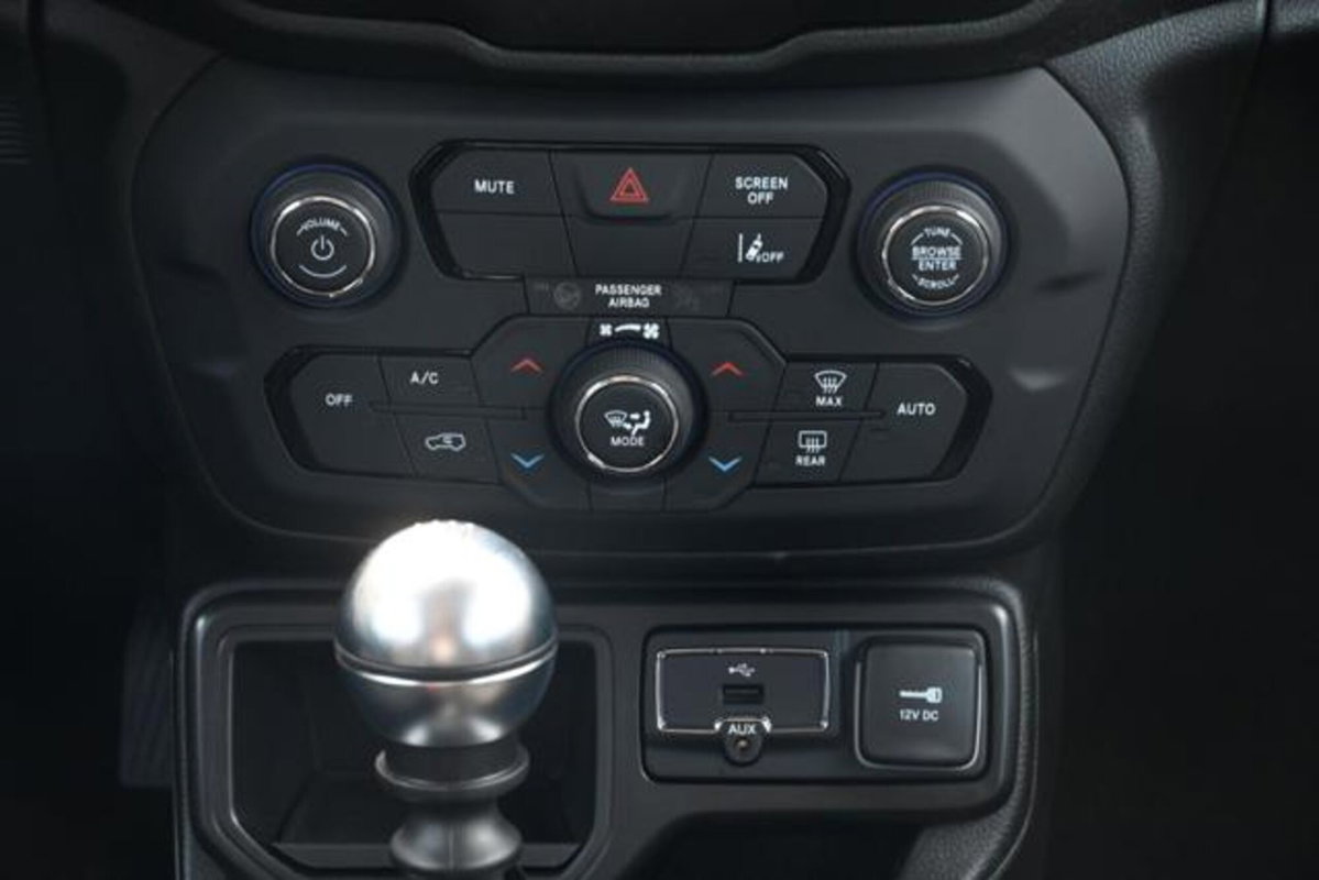 Jeep Renegade 1.0 T3 Limited (16)