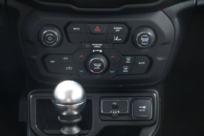 Jeep Renegade 1.0 T3 Limited (16)