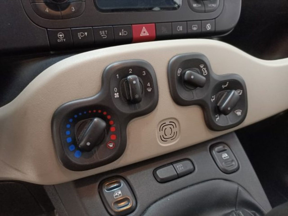 Fiat Panda 1.3 MJT 95 CV S&S Easy (15)