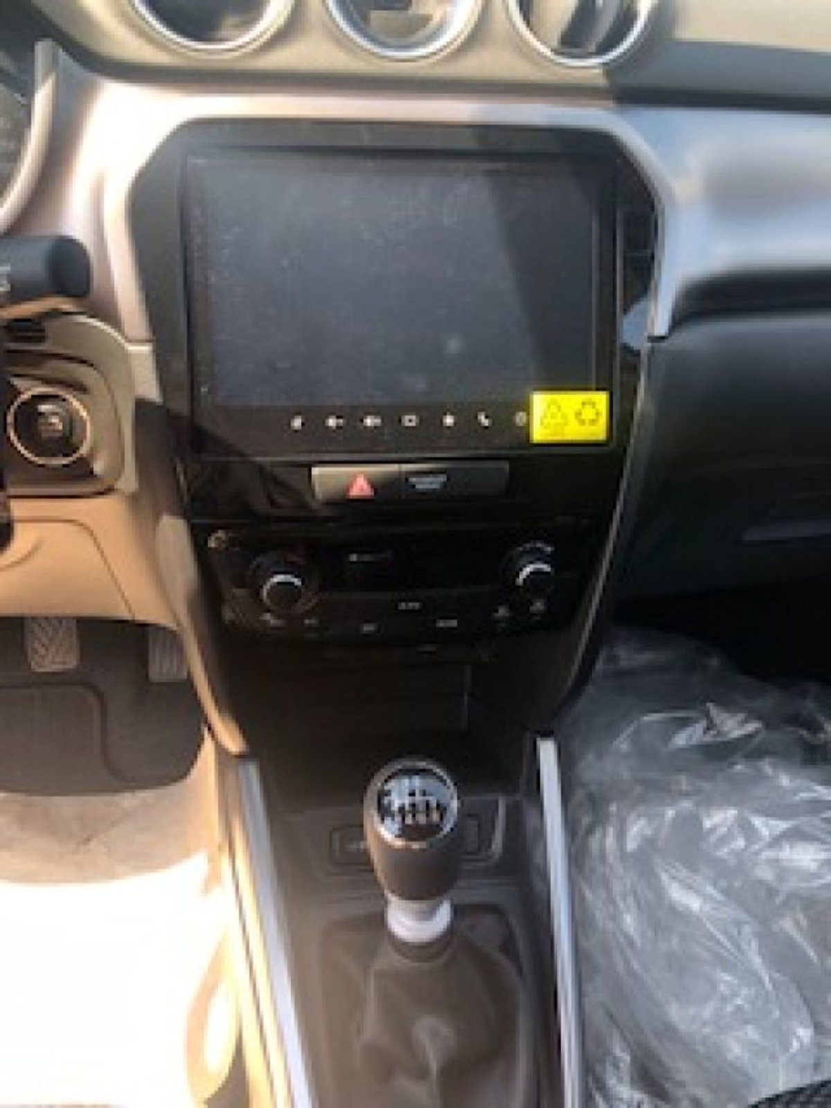 Suzuki Vitara 1.4 Hybrid 4WD AllGrip Easy Cool (12)