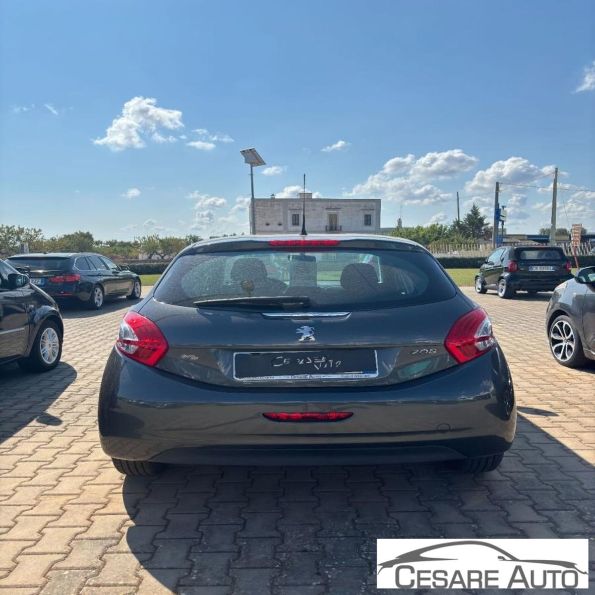 Peugeot 208 VTi 82 CV 5 porte Allure (4)