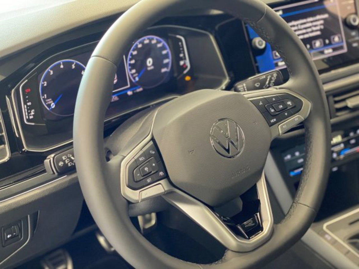 Volkswagen Taigo 1.0 tsi R-Line 115cv (15)