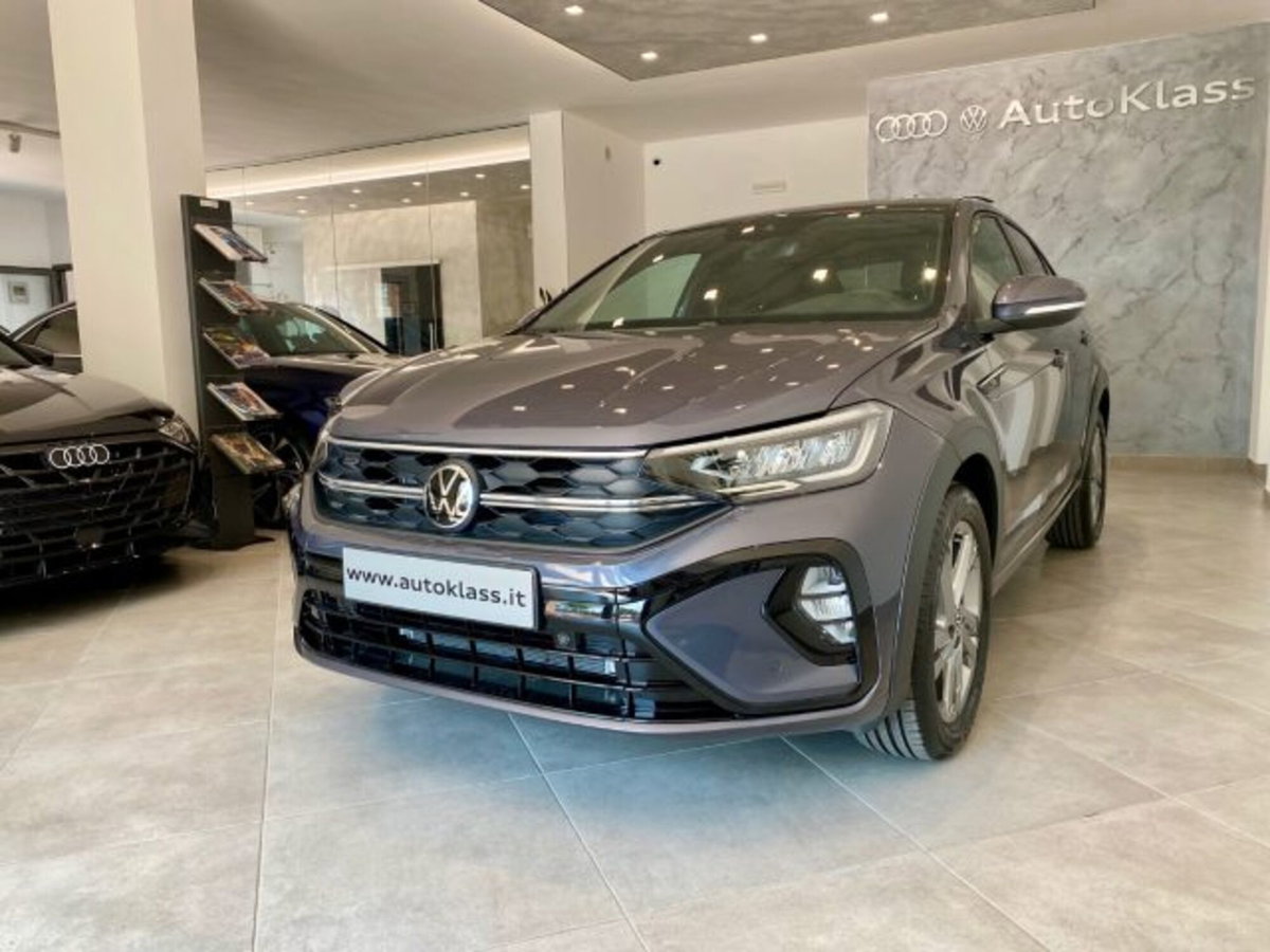 Volkswagen Taigo 1.0 tsi R-Line 115cv (16)