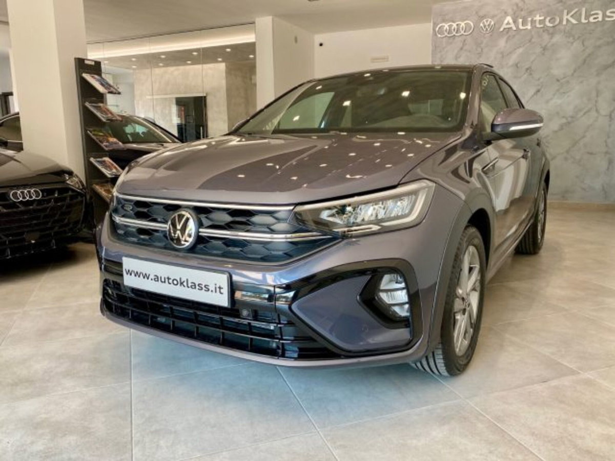 Volkswagen Taigo 1.0 tsi R-Line 115cv (17)