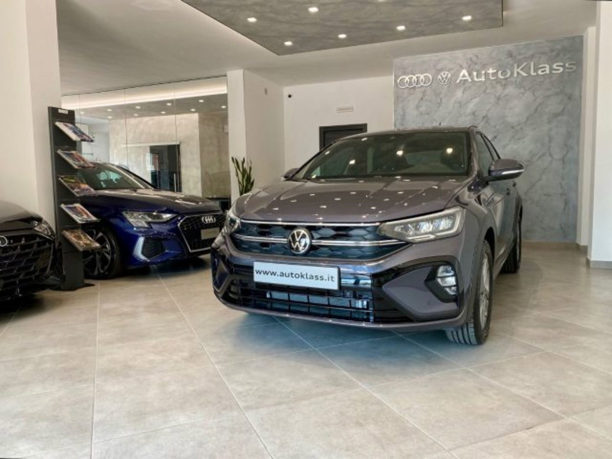 Volkswagen Taigo 1.0 tsi R-Line 115cv (18)