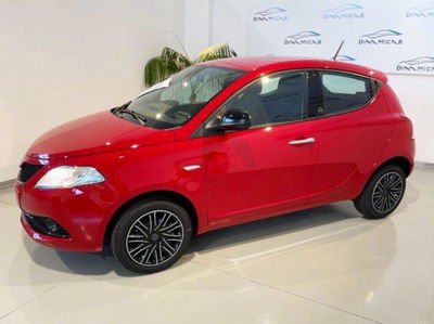 Lancia Ypsilon 1.0 FireFly 5 porte S&S Hybrid Ecochic A. Ferretti nuova