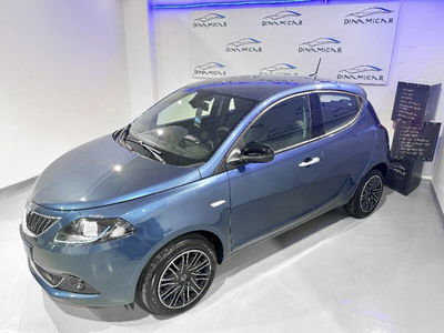 Lancia Ypsilon 1.2 69 CV 5 porte GPL Ecochic Alberta Ferretti nuova