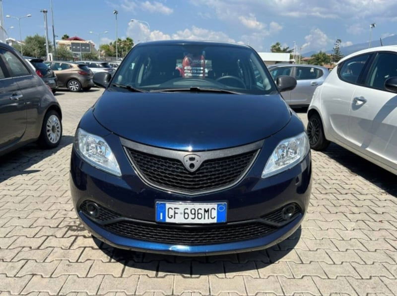 Lancia Ypsilon 1.0 FireFly 5 porte S&S Hybrid Gold Plus