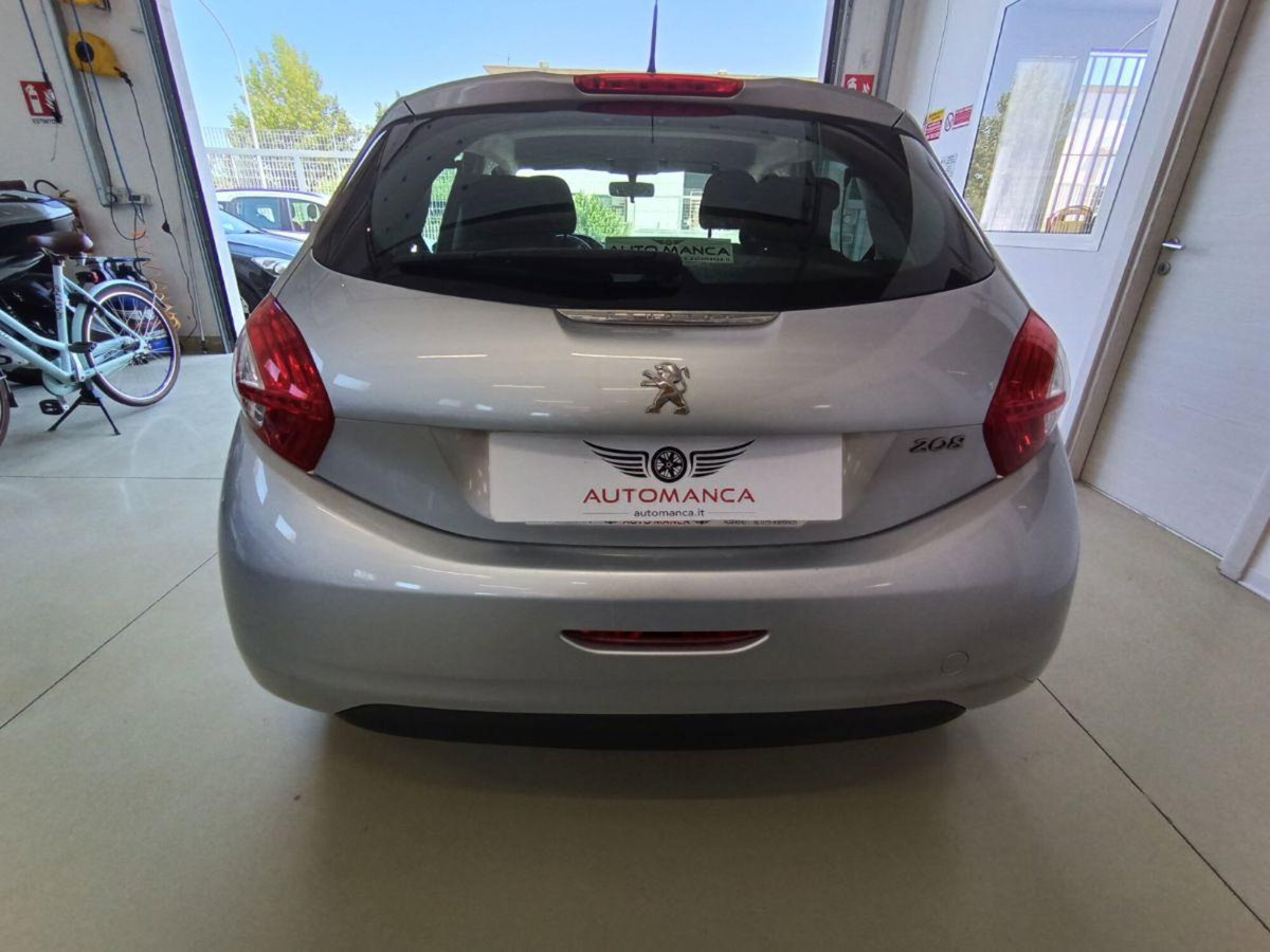 Peugeot 208 VTi 82 CV 5 porte Allure (5)