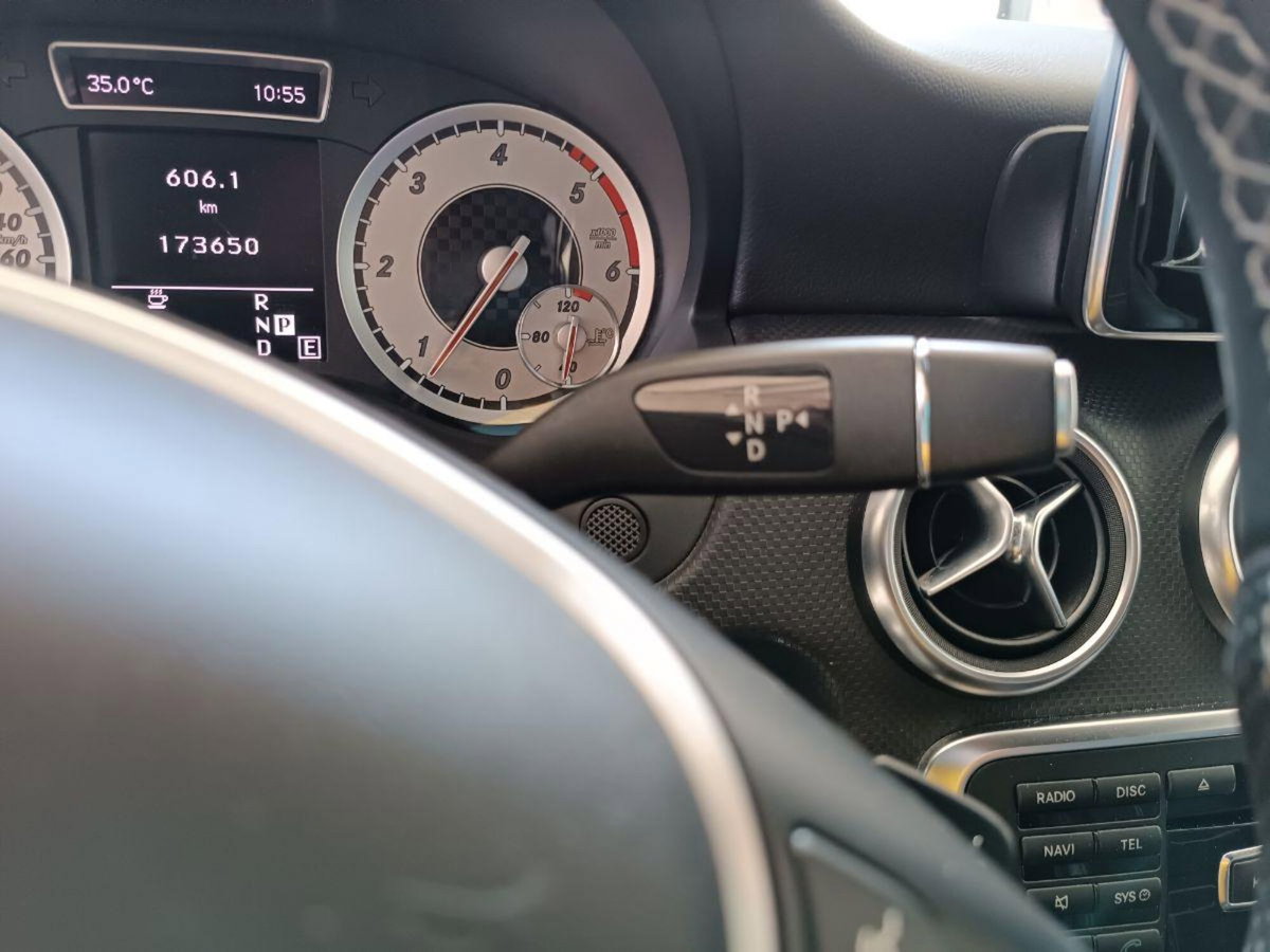 Mercedes-Benz Classe A 180 CDI BlueEFFICIENCY Automatic Premium (14)