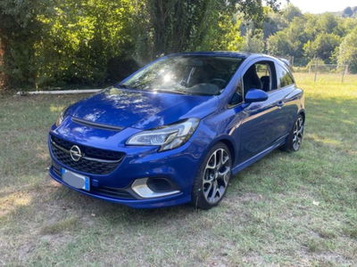 Opel Corsa Coupé 1.6 Turbo OPC usata