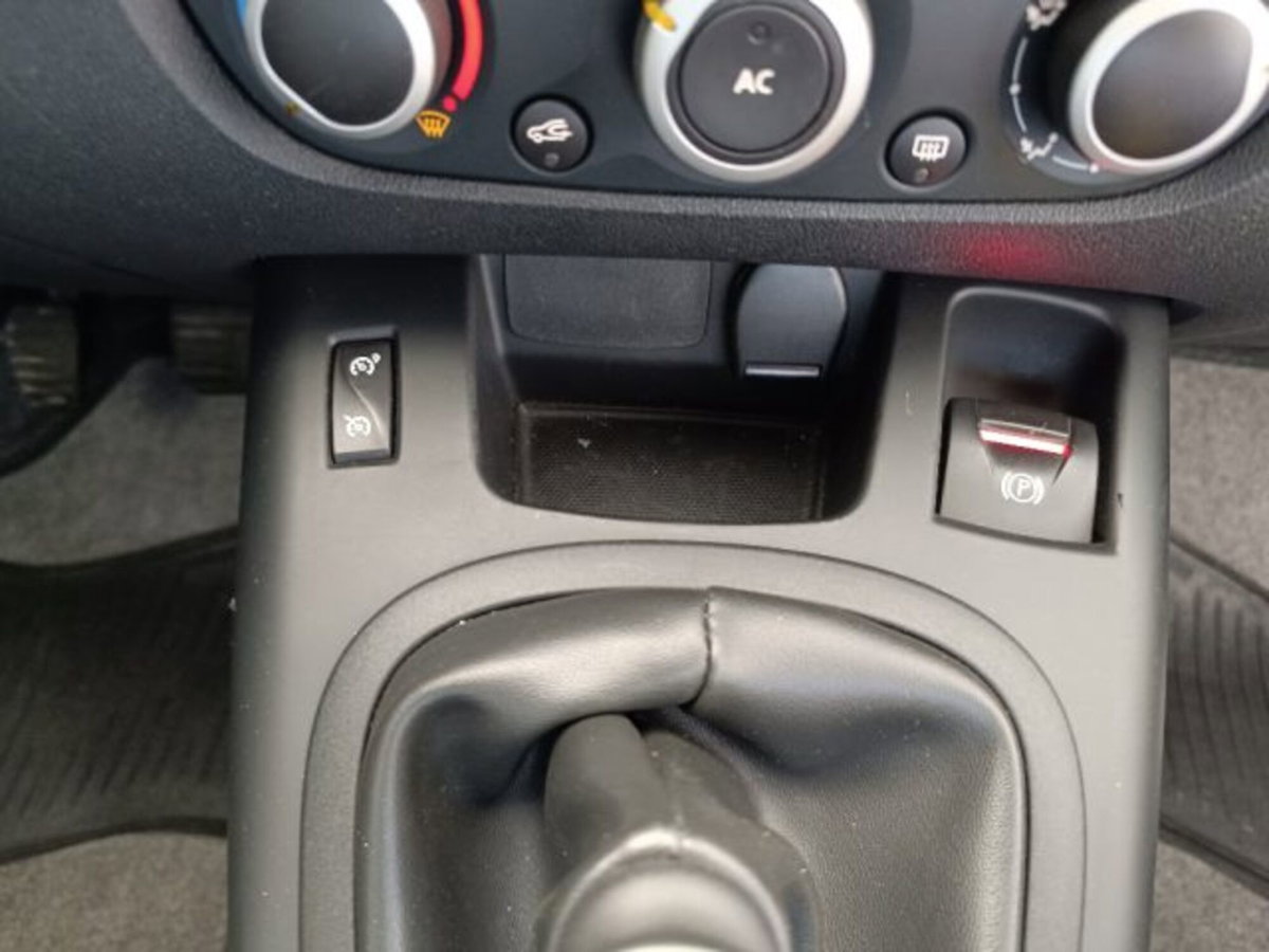 Renault Scenic E-Tech Electric XMod 1.5 dCi 110CV EDC Bose (20)
