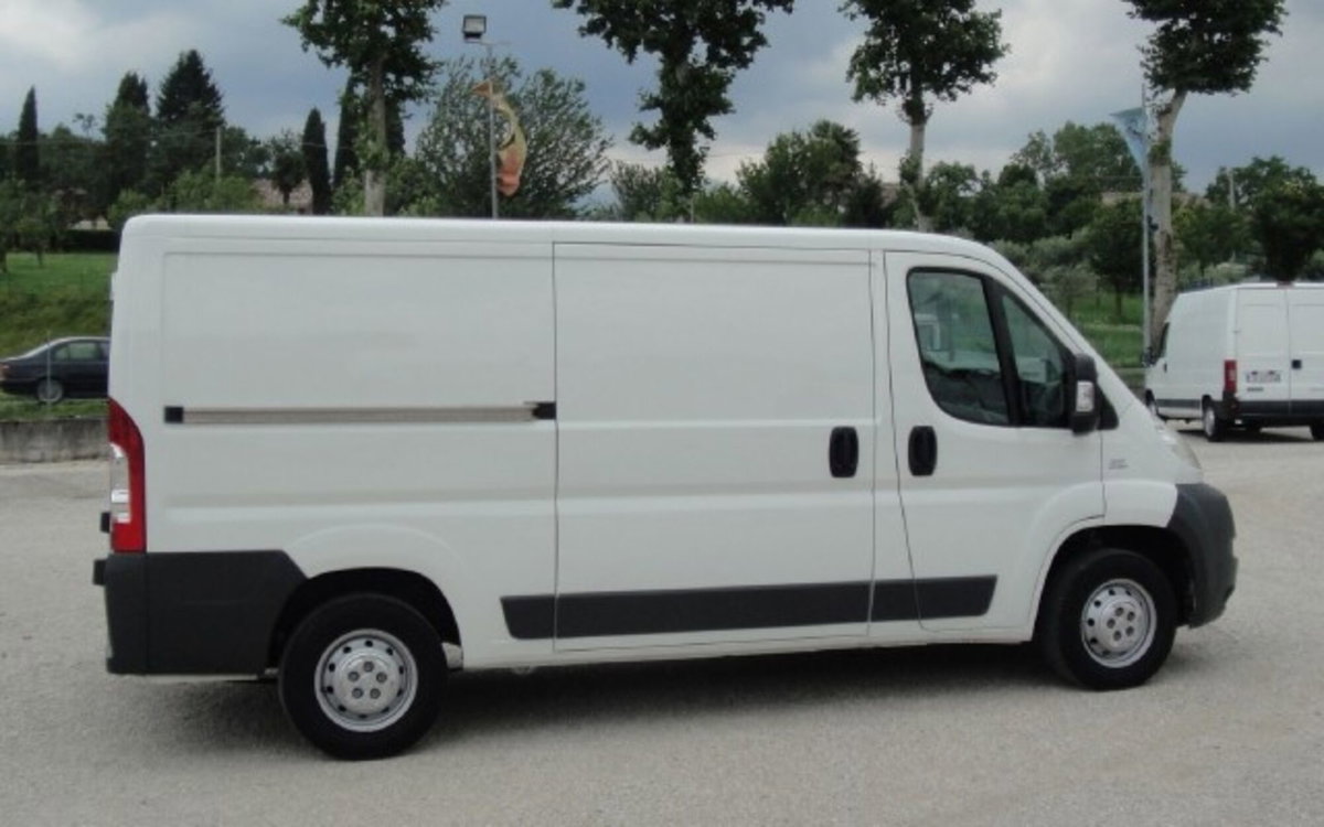 Fiat Ducato Furgone 2.2 mjt3 120cv (3)