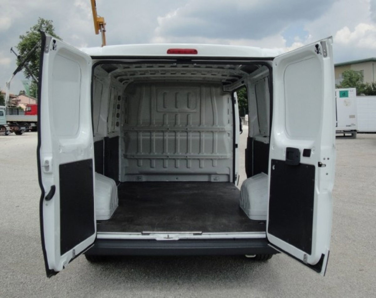 Fiat Ducato Furgone 2.2 mjt3 120cv (4)