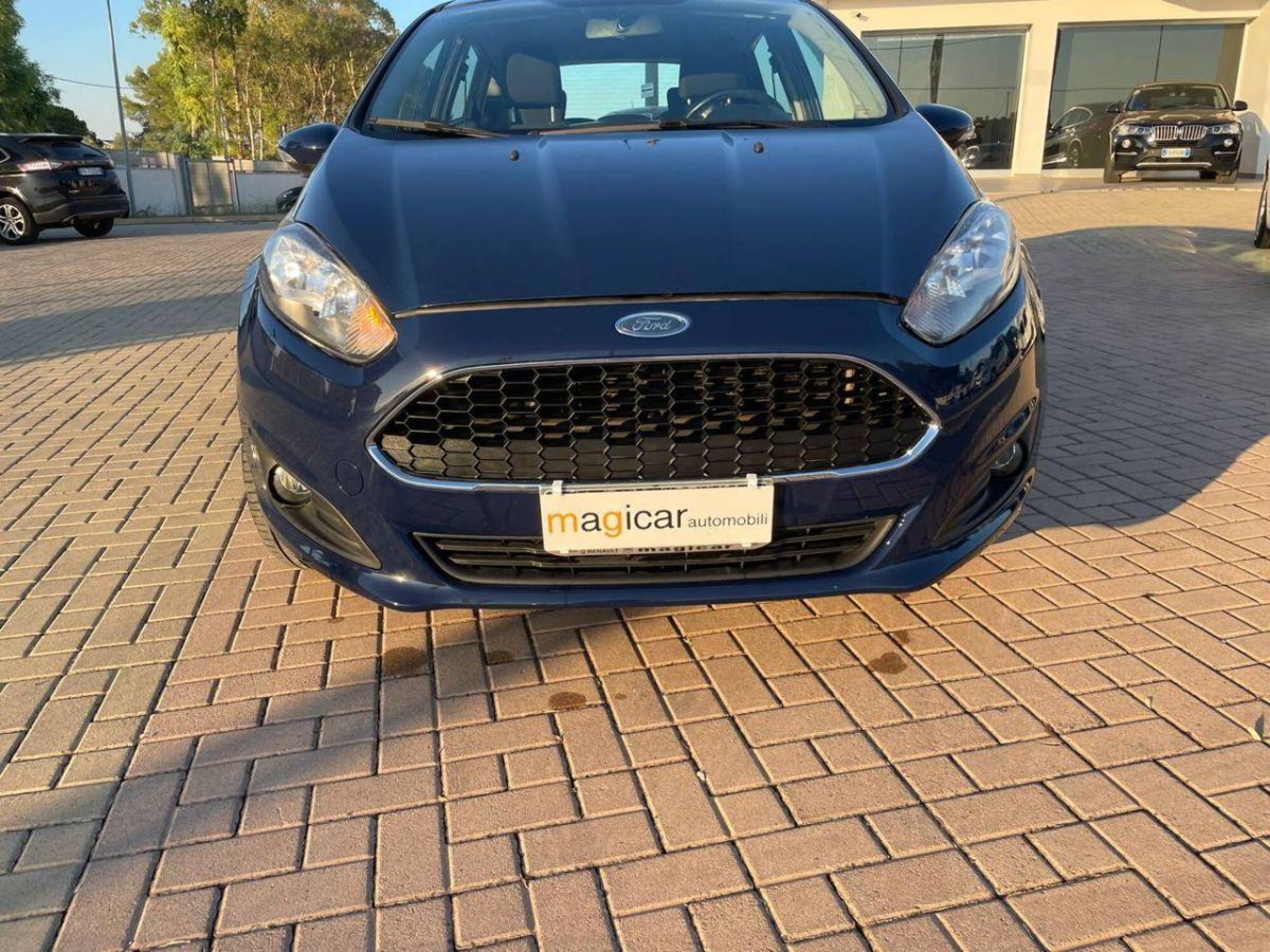 Ford Fiesta Plus 1.4 5 porte Bz.- GPL (2)