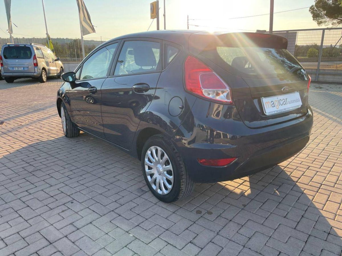Ford Fiesta Plus 1.4 5 porte Bz.- GPL (5)