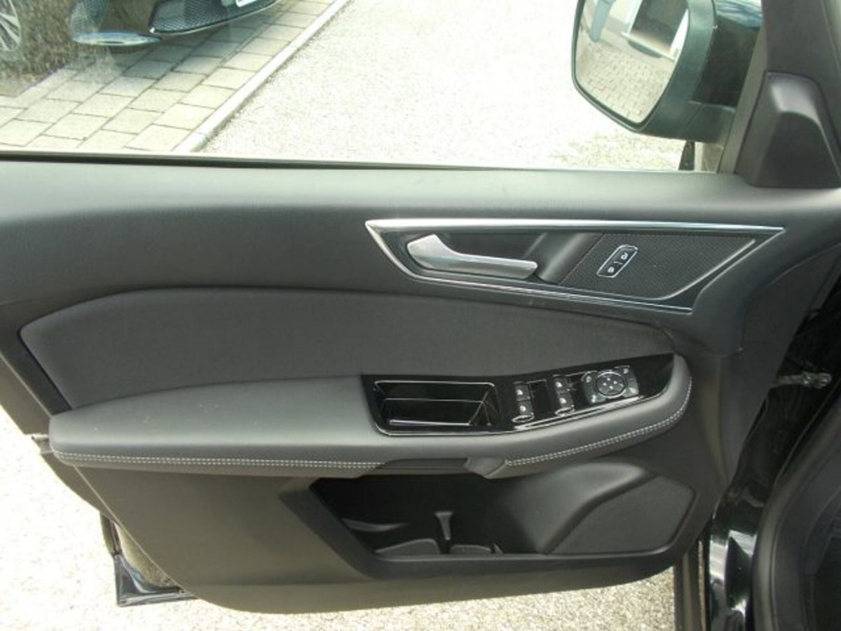 Ford S-Max 2.0 EcoBlue 150CV Start&Stop Aut. Titanium Business (18)